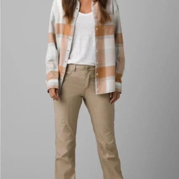 NWOT Prana Halle Pants Convertible Utility Pant Size 12 - Picture 1 of 14
